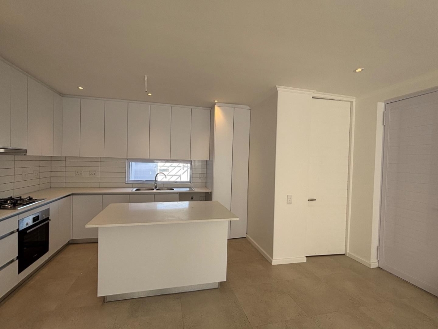 To Let 2 Bedroom Property for Rent in Voliere Estate Western Cape